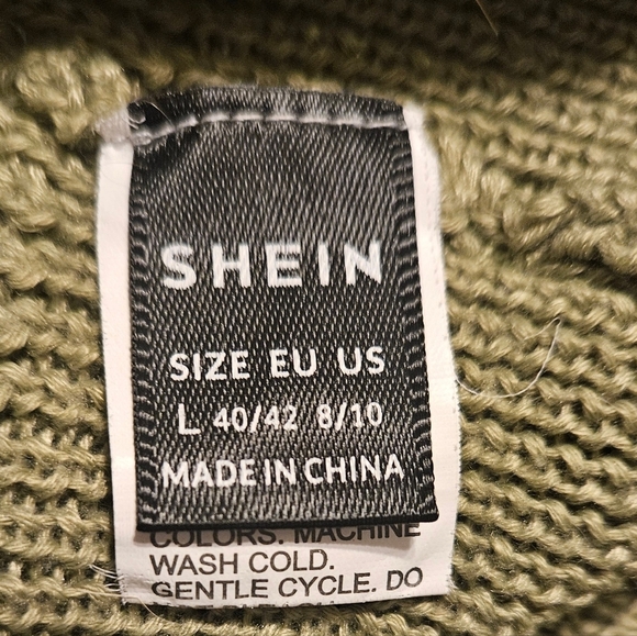 Shein Womens Cropped Green Deep V Neck Halter Top With Faux Buttons Size Large - Picture 6 of 8